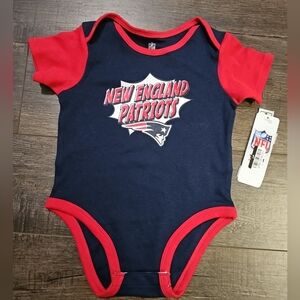 NFL New England Patriots Baby Body Suit Size 18 Months New With Tags